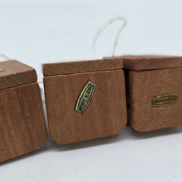 Vintage Wooden Christmas Ornament Figures on Swing Set of 5 Taiwan AS IS - Picture 11 of 11